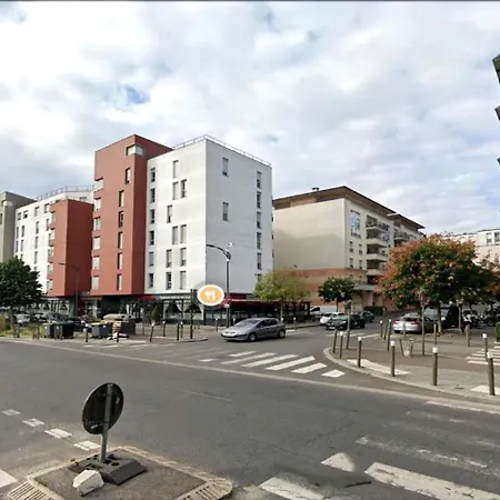 Proche Station Metro Paris 5 Minutes Apartment Rosny-sous-Bois